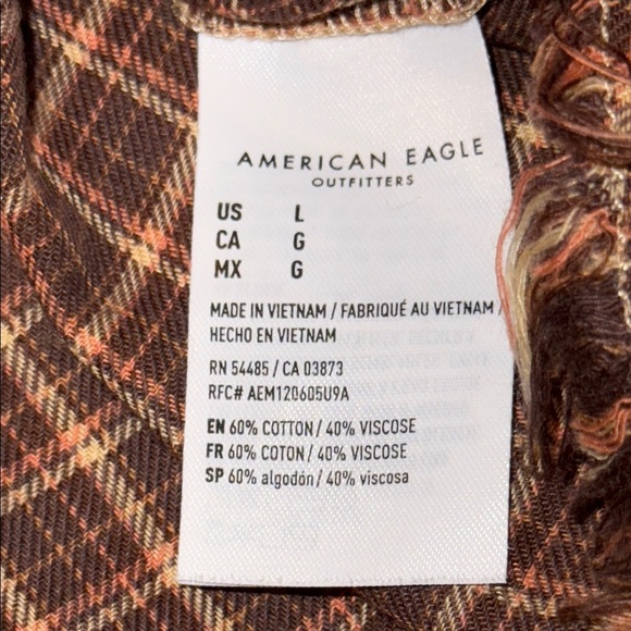 🌹NWT: AMERICAN EAGLE PLAID FRINGE HEM BUTTON DOWN SLEEVELESS SHIRT - Picture 6 of 7